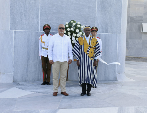 Le ministre des affaires étrangères en visite officielle à Cuba