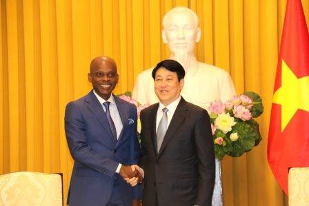 Visite officielle du Prof. Robert Dussey au Vietnam